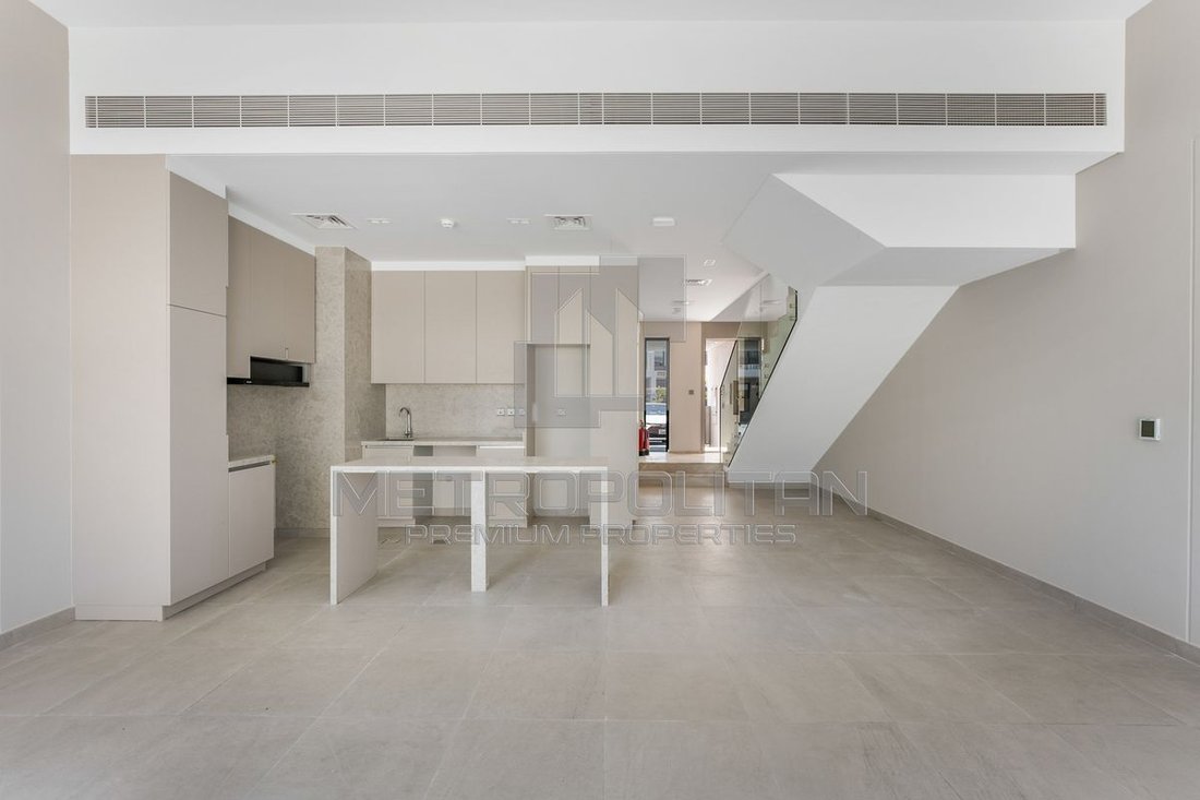 Townhouse in Nad Al Sheba 1, Nad Al Sheba, Dubai 5 - 15456929