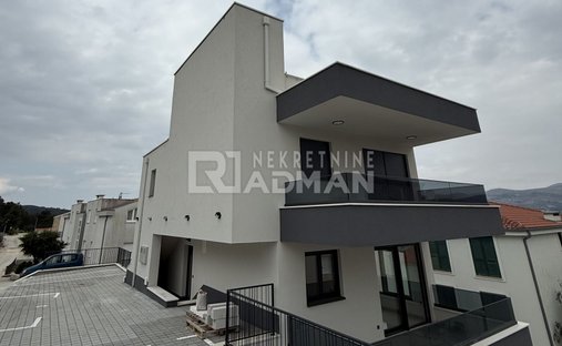 Apartment in Zedno, Split-Dalmatia County, Croatia 1