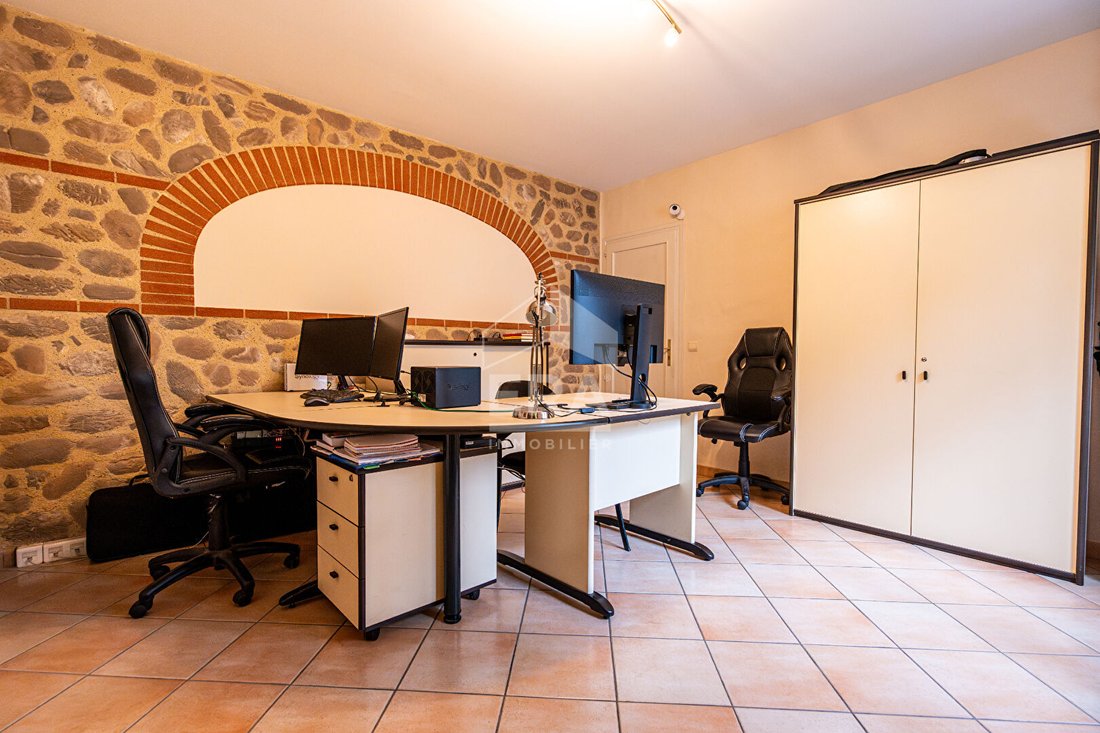 Villa in Saint-Cyprien, Occitania, France 5 - 17668995