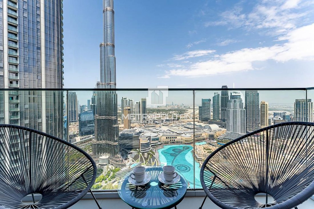 Apartment in Burj Khalifa Lake, Downtown Dubai, Dubai 1 - 17669711