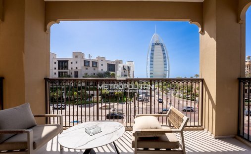 Apartment in Umm Suqeim, Dubai, United Arab Emirates 1
