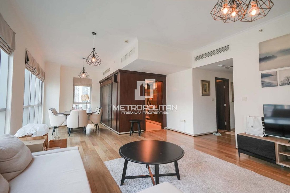Apartment in Burj Khalifa Lake, Downtown Dubai, Dubai 2 - 15458574