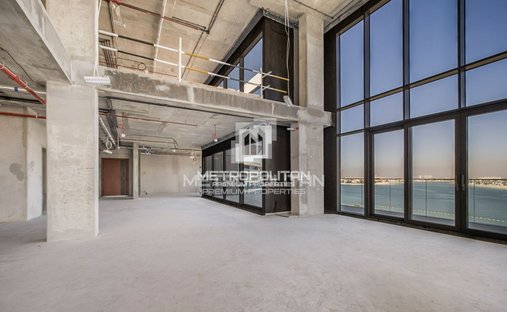 Apartment in Palm Jumeirah, Dubai, United Arab Emirates 1