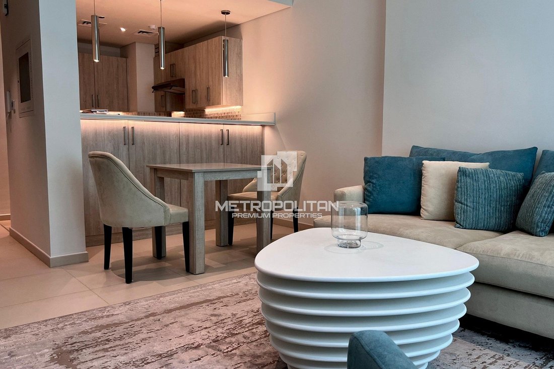 Apartment in Palm Jumeirah, Dubai, United Arab Emirates 1 - 14358377