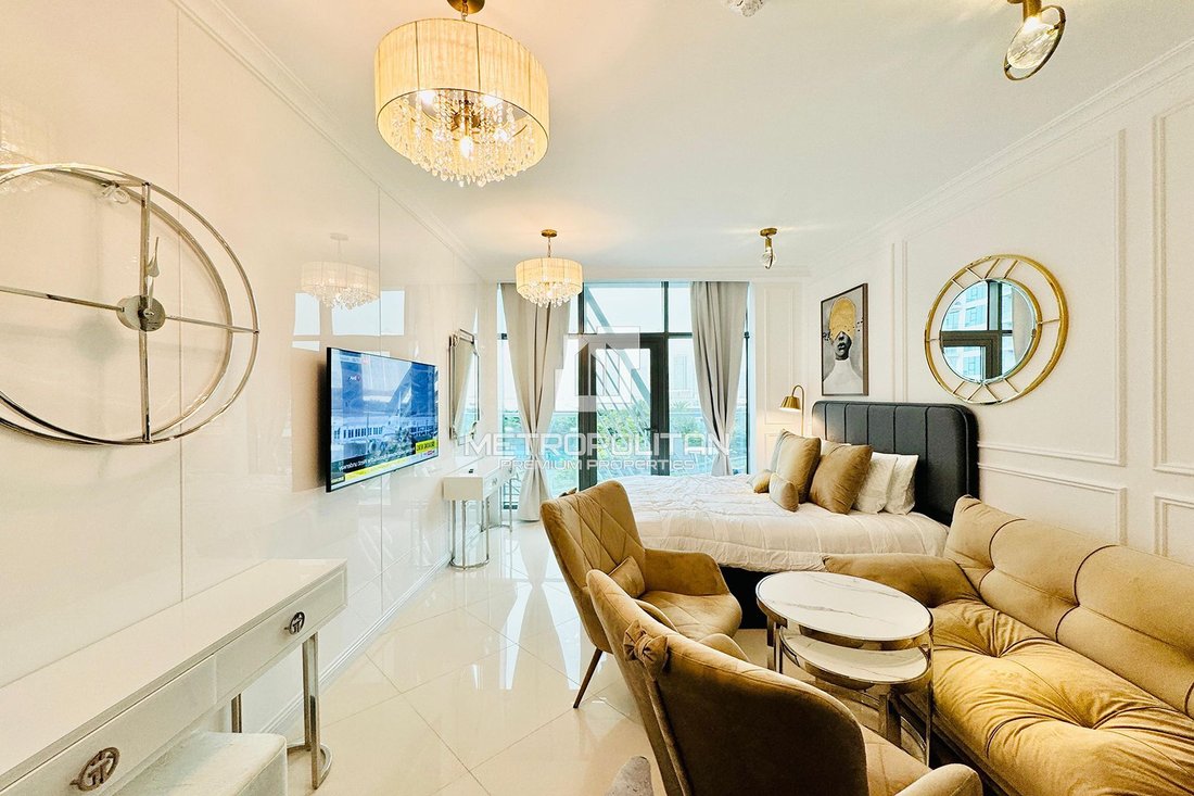 Apartment in Palm Jumeirah, Dubai, United Arab Emirates 1 - 15807451
