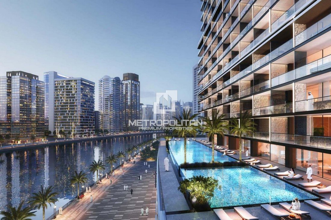 Apartment in Business Bay, Dubai, United Arab Emirates 1 - 15280646