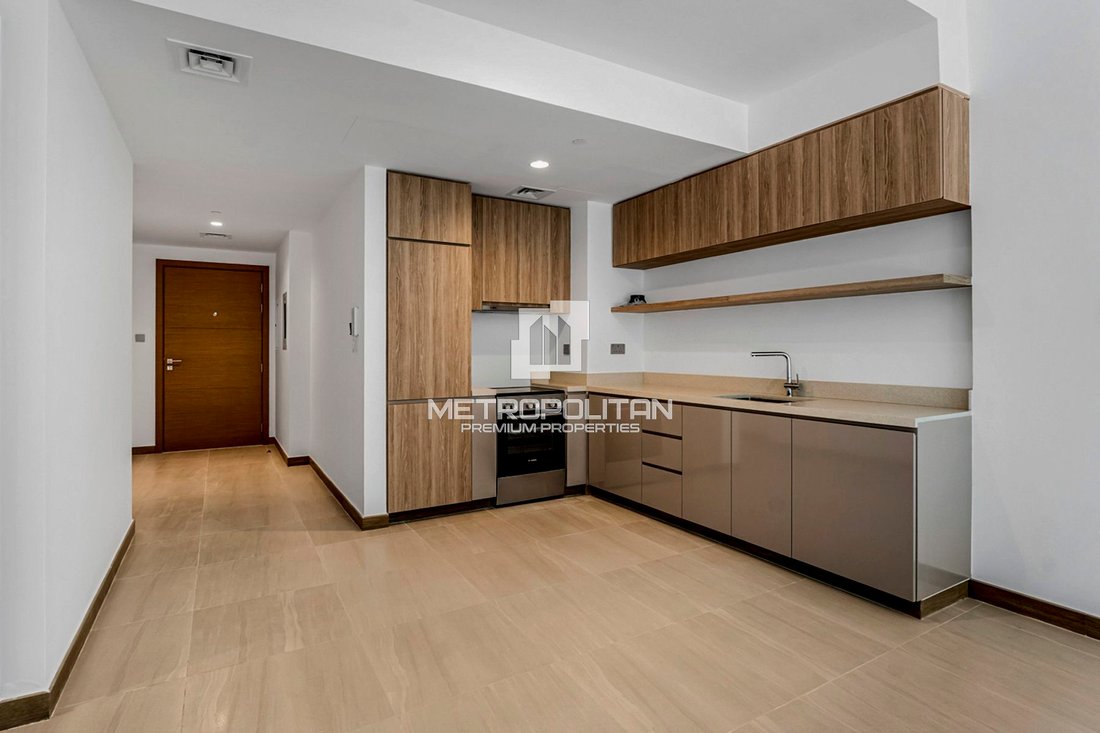 Apartment in Rabdan, Abu Dhabi Emirate, United Arab Emirates 5 - 17415252