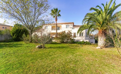 Villa in Nord, Saint-Jean-de-Vedas, France 1