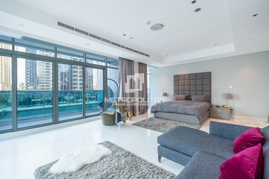 Villa in Dubai Marina / Marsa Dubai, Dubai, United Arab Emirates 2 - 15183218