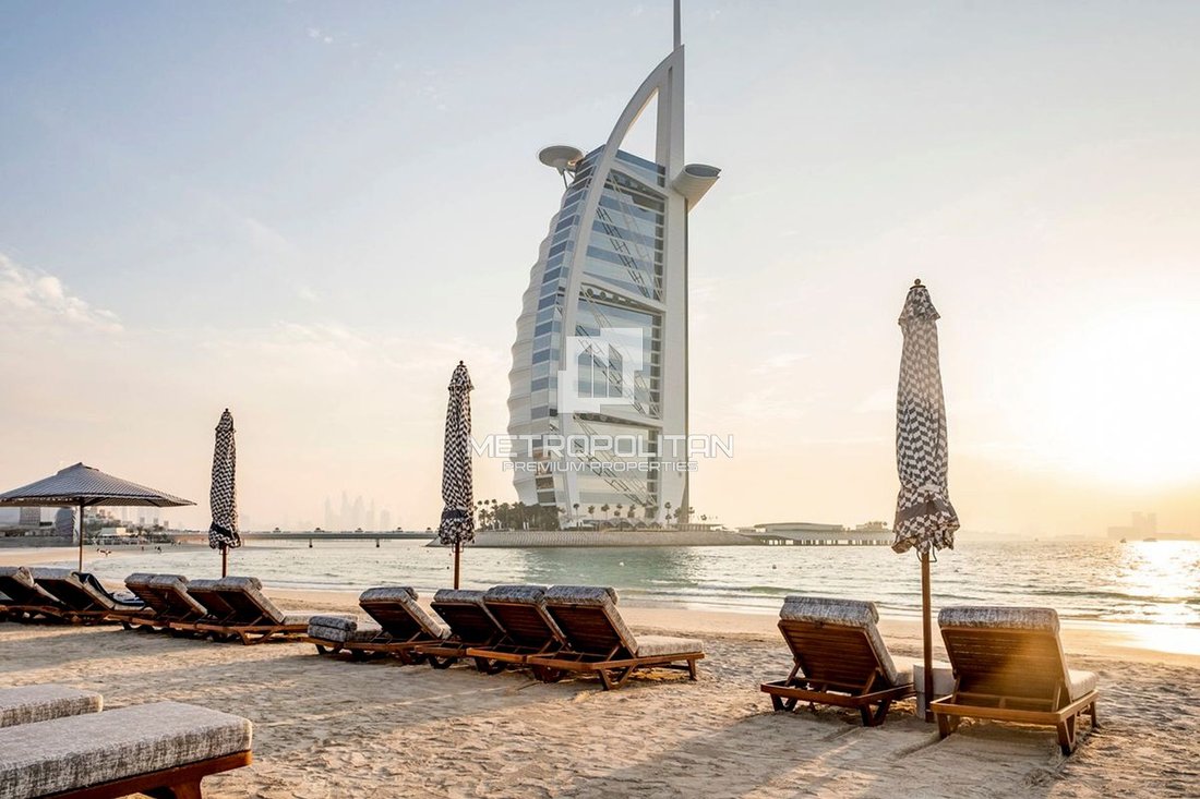 Apartment in Umm Suqeim, Dubai, United Arab Emirates 4 - 17669531