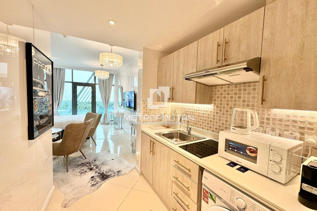 Apartment in Palm Jumeirah, Dubai, United Arab Emirates 2 - 15807451
