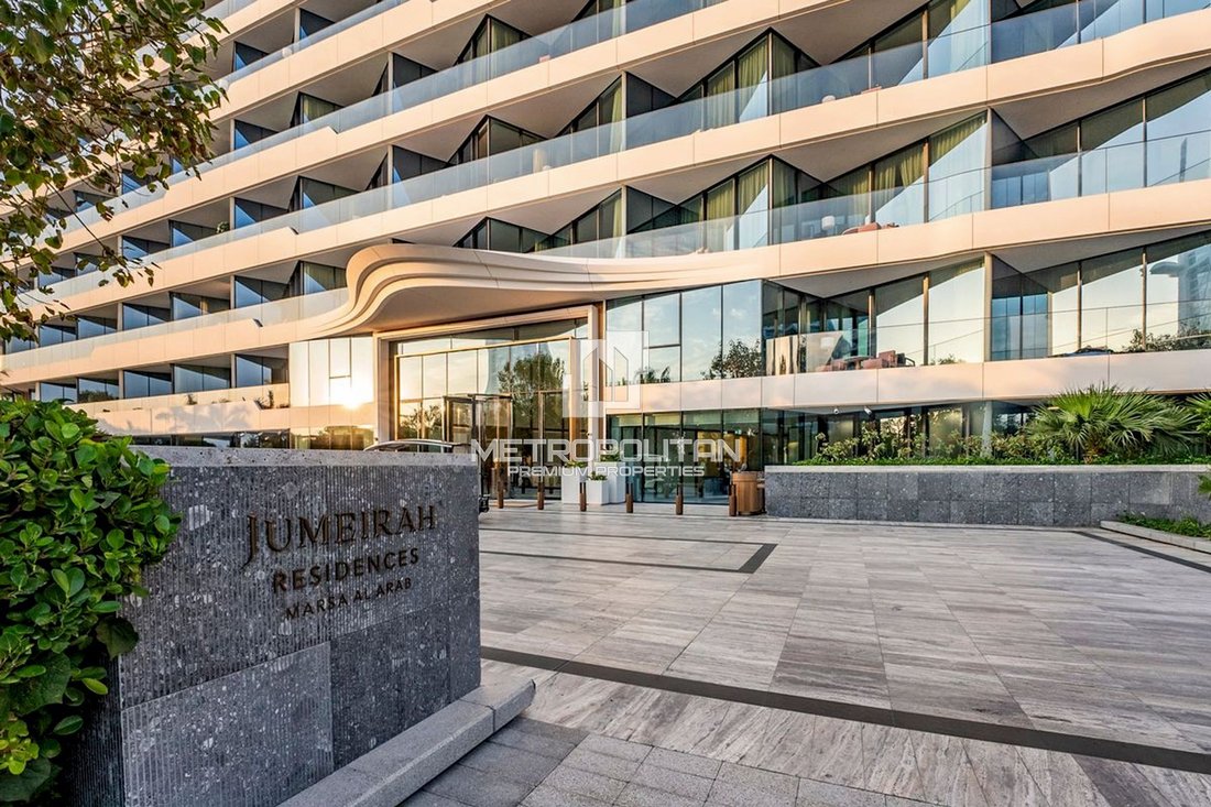 Apartment in Umm Suqeim, Dubai, United Arab Emirates 2 - 17669531