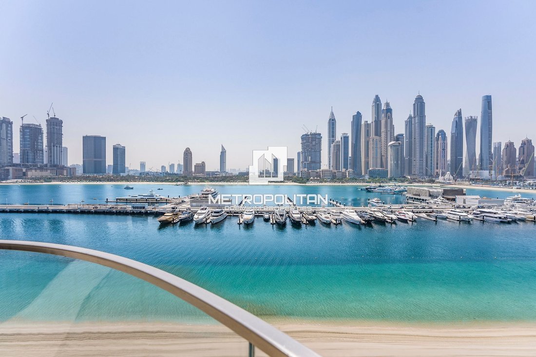 Apartment in Dubai Harbour, Dubai, United Arab Emirates 1 - 15673182