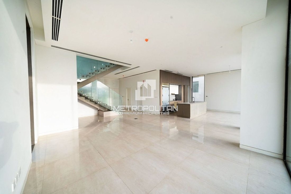 Villa in Al Barari, Dubai, United Arab Emirates 2 - 17669392