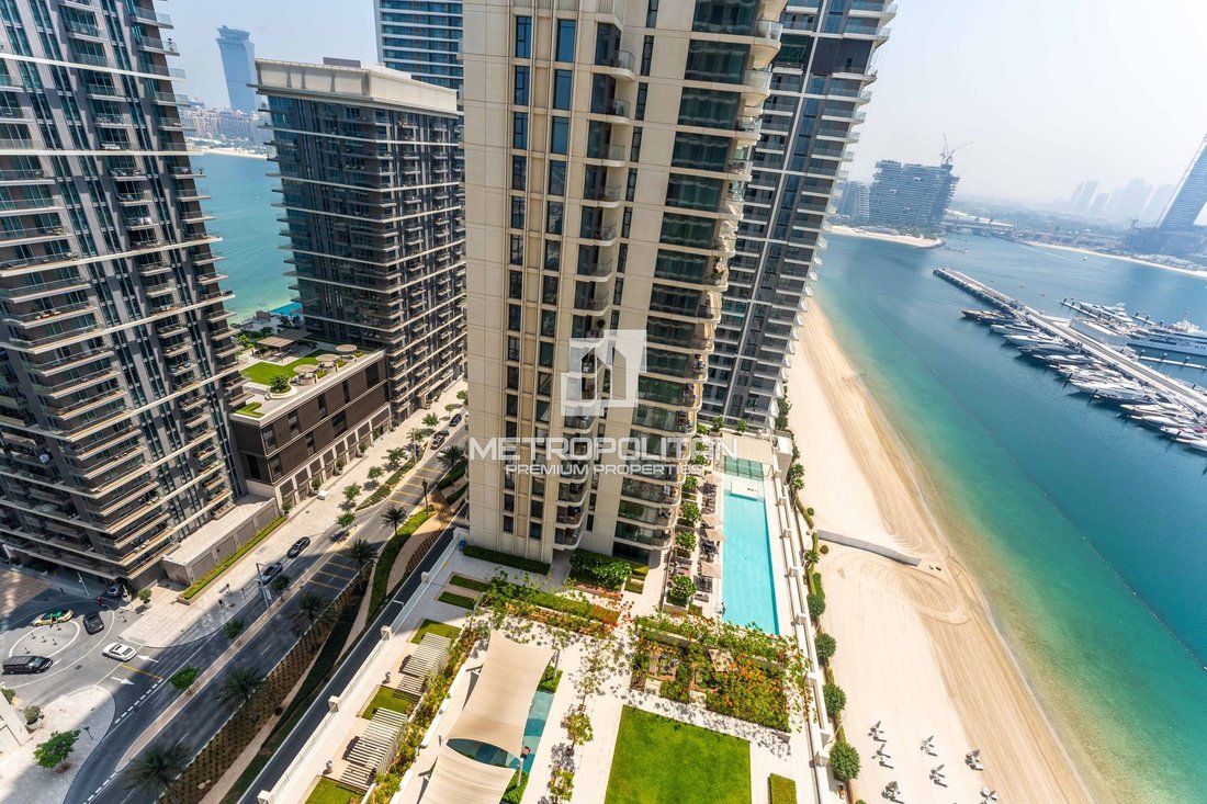 Apartment in Dubai Harbour, Dubai, United Arab Emirates 2 - 15730905