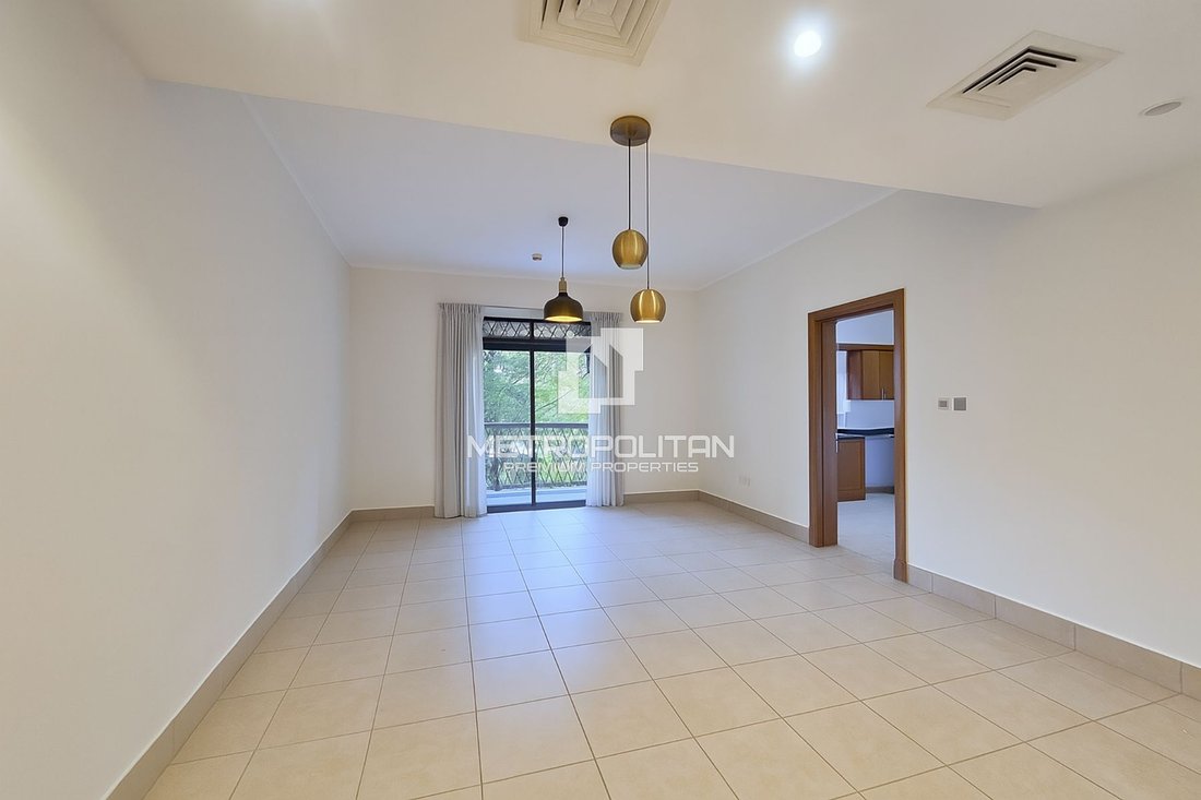 Apartment in Downtown Dubai, Dubai, United Arab Emirates 4 - 15906671