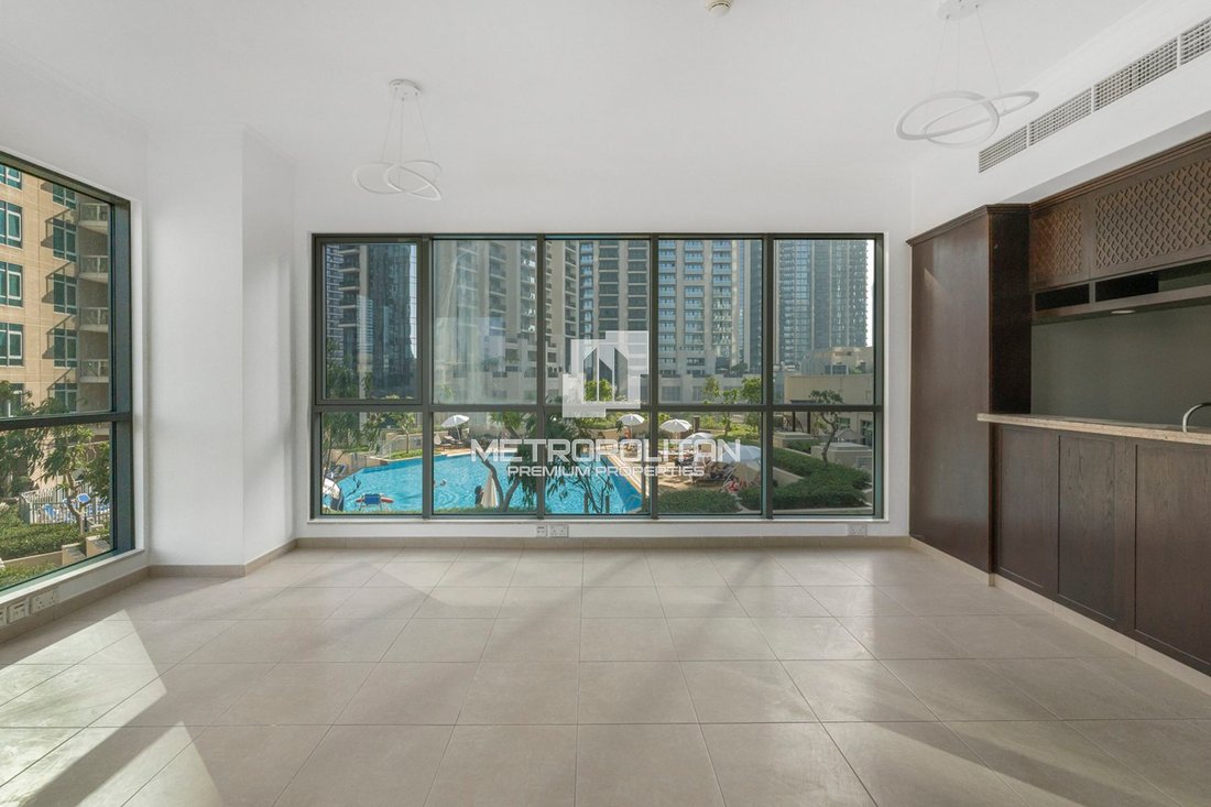 Apartment in Burj Khalifa Lake, Downtown Dubai, Dubai 4 - 15537303