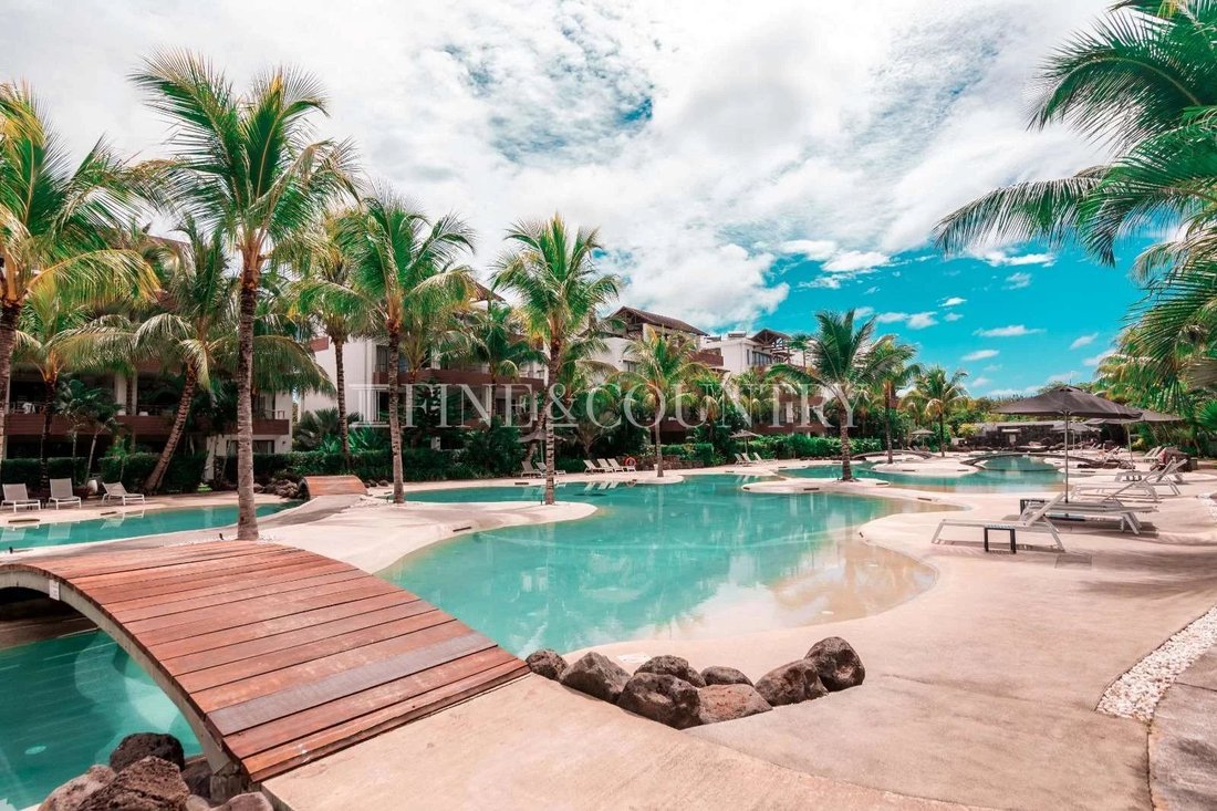 Apartment in Grand Baie, Rivière du Rempart District, Mauritius 1 - 17668893