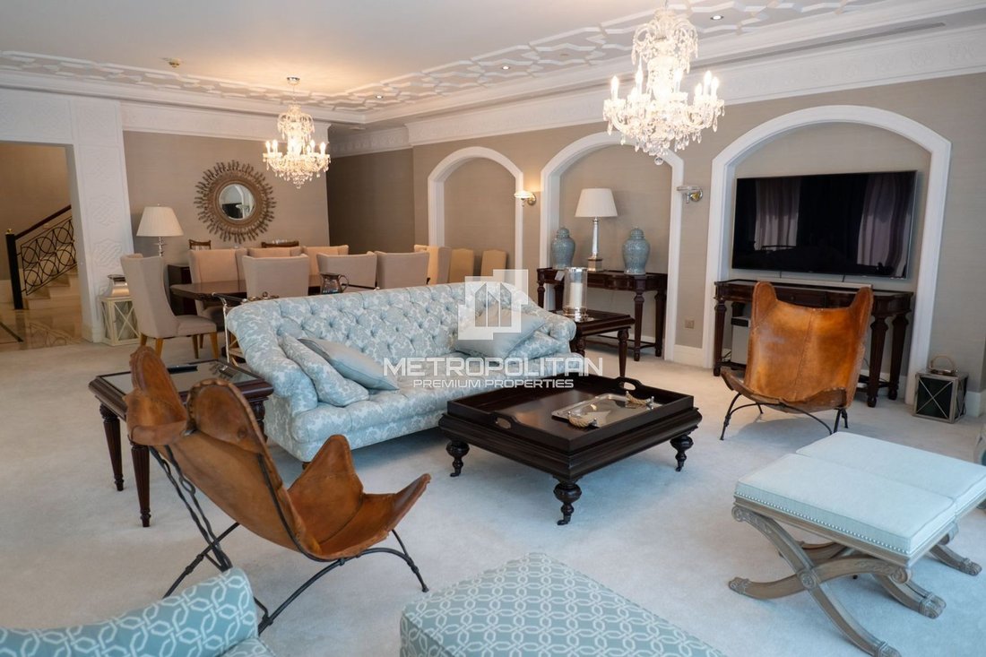 Villa in Palm Jumeirah, Dubai, United Arab Emirates 2 - 14649696