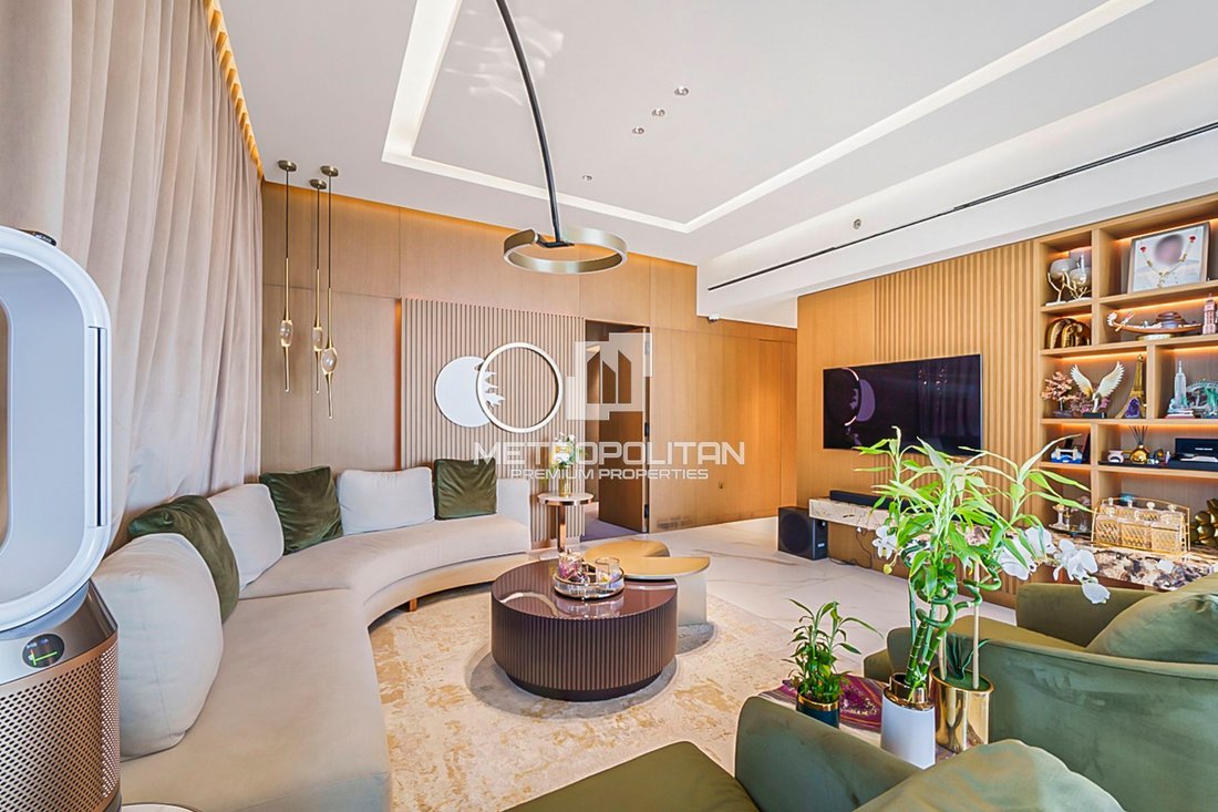 Apartment in Downtown Dubai, Dubai, United Arab Emirates 1 - 15714793