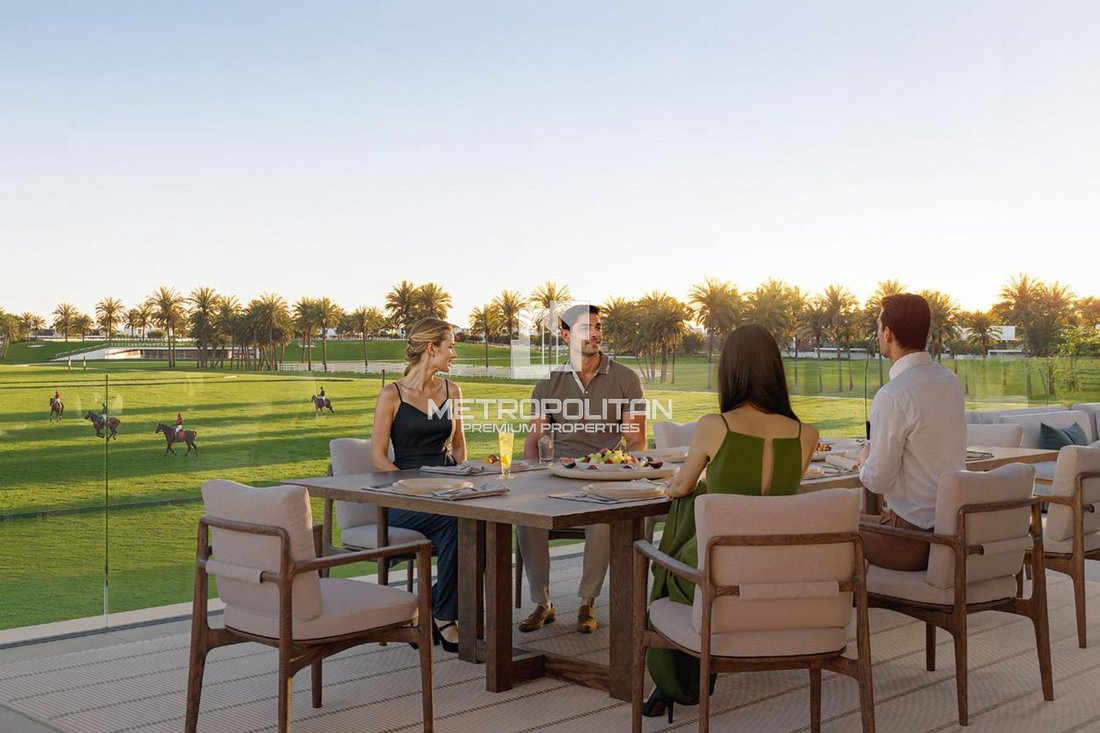 Townhouse in Damac Hills 2, Dubai, United Arab Emirates 3 - 15761163