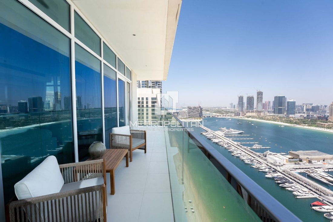 Apartment in Dubai Harbour, Dubai, United Arab Emirates 1 - 17669455