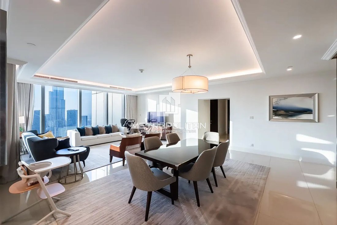 Apartment in Downtown Dubai, Dubai, United Arab Emirates 3 - 15142652