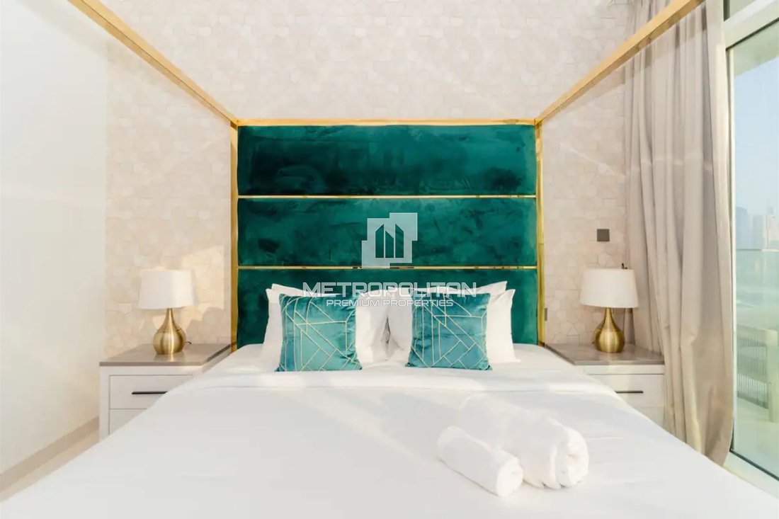 Apartment in Dubai Harbour, Dubai, United Arab Emirates 5 - 15644212