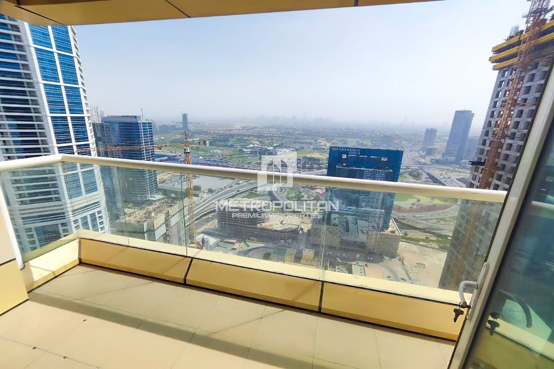 Apartment in Dubai Marina / Marsa Dubai, Dubai, United Arab Emirates 1 - 15486243