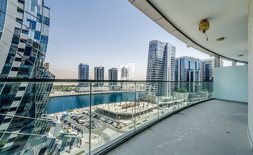 Apartment in Business Bay, Dubai, United Arab Emirates 1