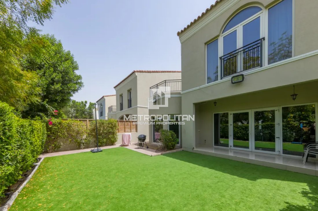 Villa in Al Hebiah First, Al Hebiah, Dubai 2 - 15816022
