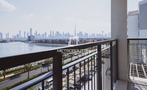 Apartment in Jumeirah, Dubai, United Arab Emirates 1