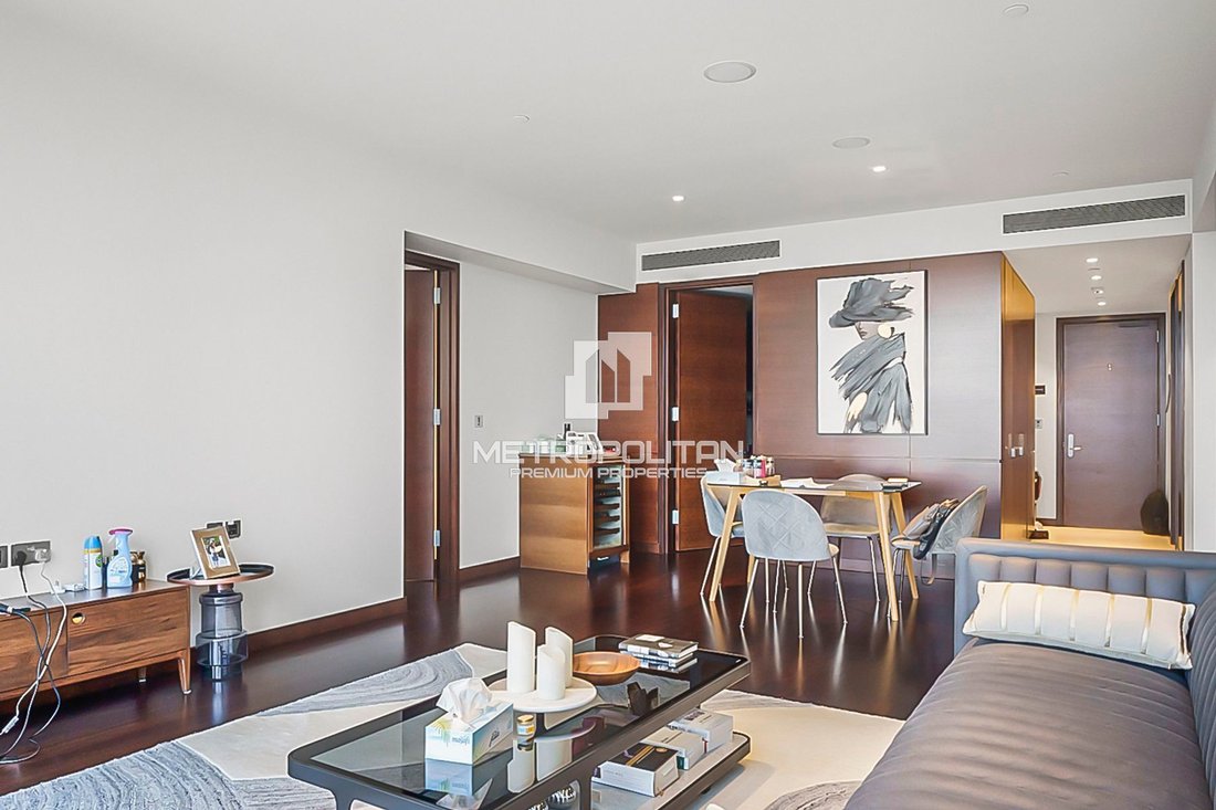 Apartment in Burj Khalifa, Downtown Dubai, Dubai 4 - 15594659