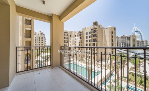 Apartment in Umm Suqeim, Dubai, United Arab Emirates 1