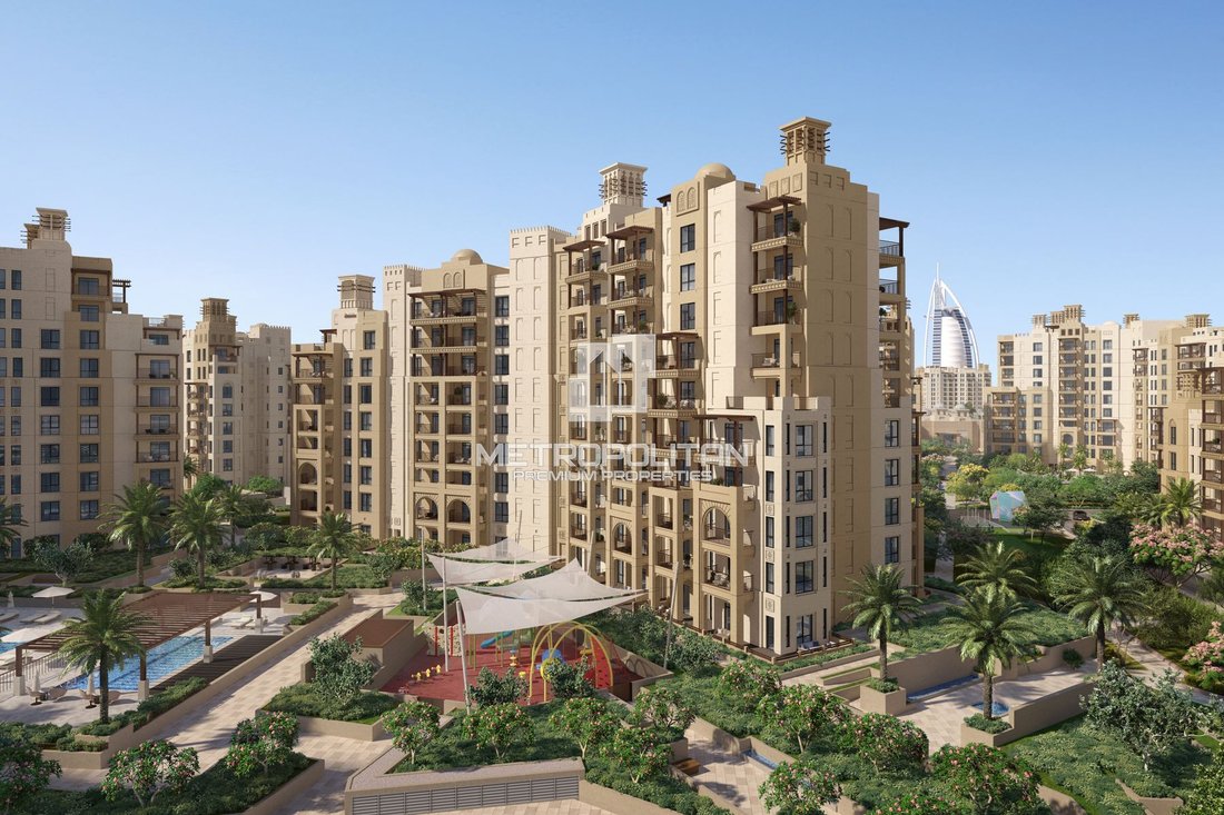 Apartment in Umm Suqeim Third, Umm Suqeim, Dubai 4 - 15477099