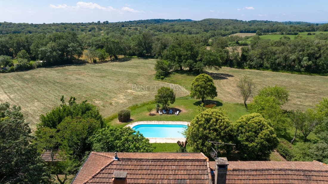 Villa in Uzès, Occitania, France 4 - 15174328