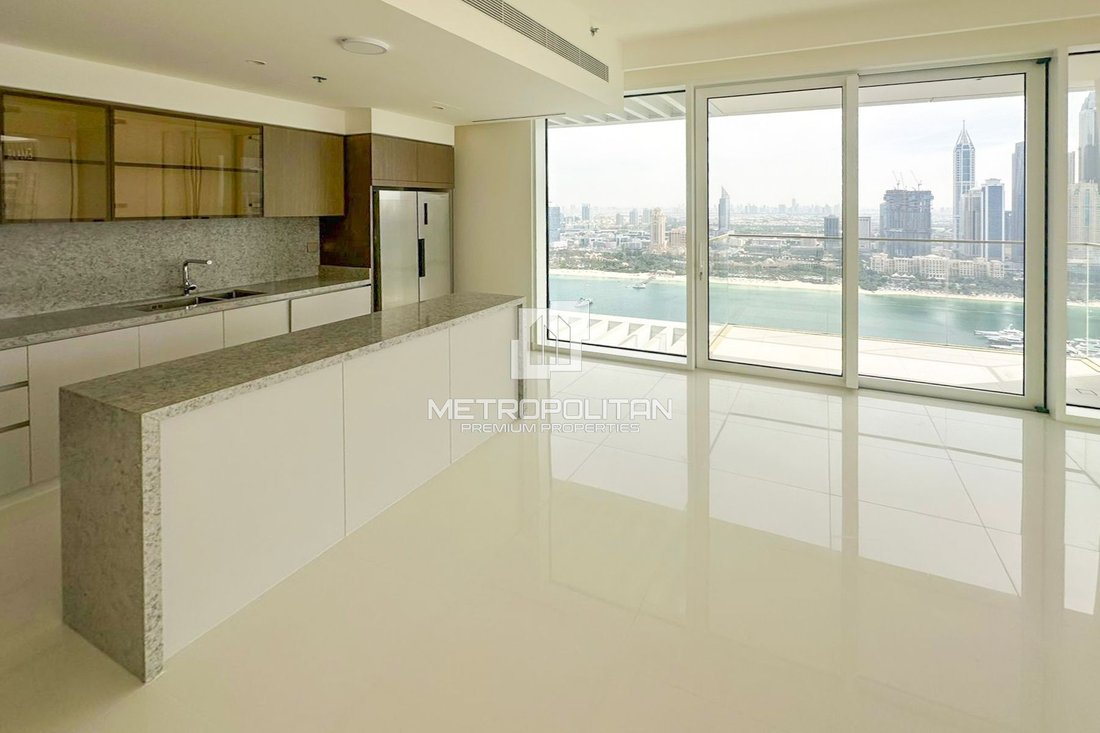 Apartment in Dubai Harbour, Dubai, United Arab Emirates 5 - 15220027