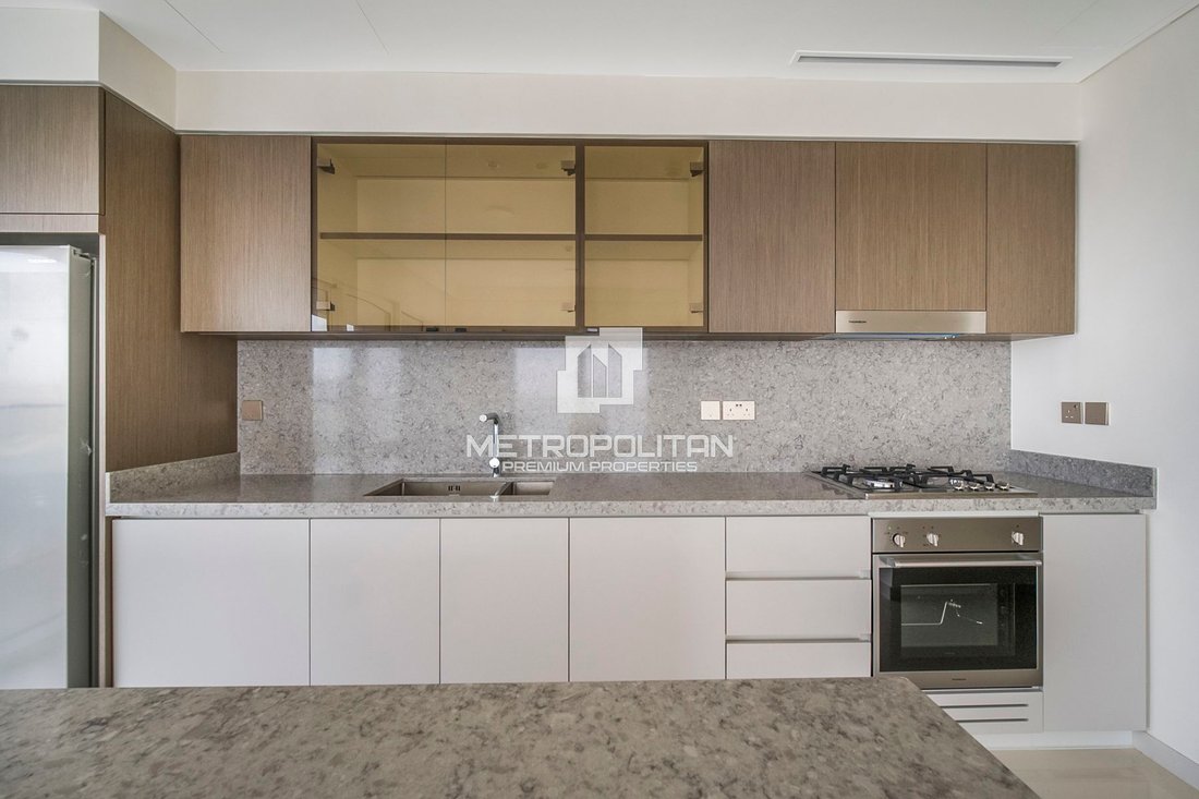 Apartment in Dubai Harbour, Dubai, United Arab Emirates 5 - 15290061