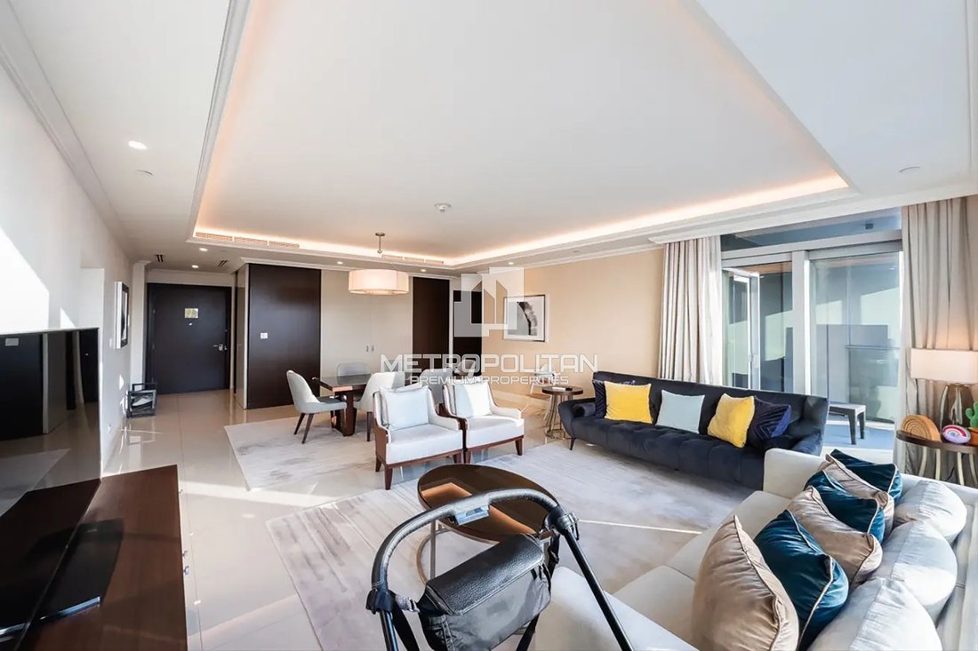 Apartment in Downtown Dubai, Dubai, United Arab Emirates 5 - 15142652