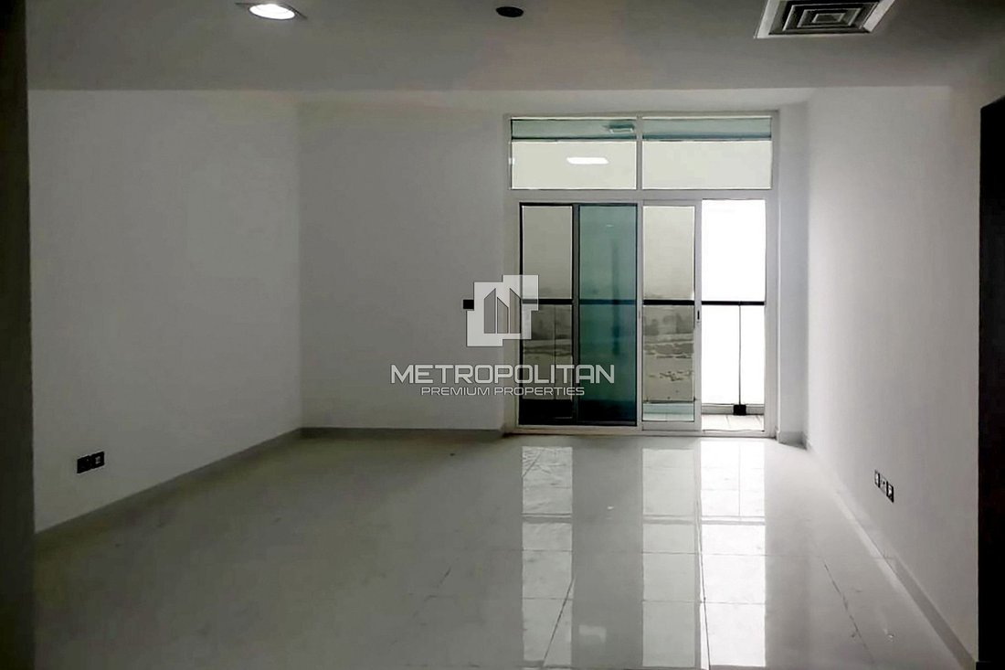 Apartment in Nadd Hessa, Dubai, United Arab Emirates 1 - 17669627