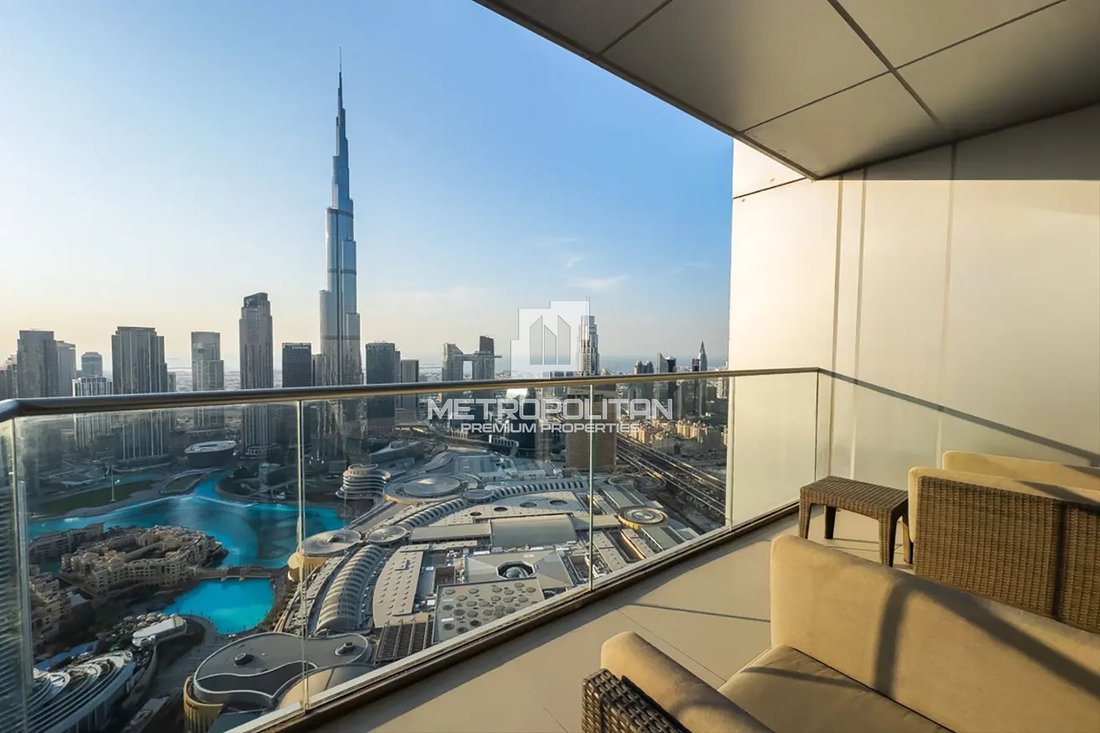 Apartment in Downtown Dubai, Dubai, United Arab Emirates 1 - 15142652
