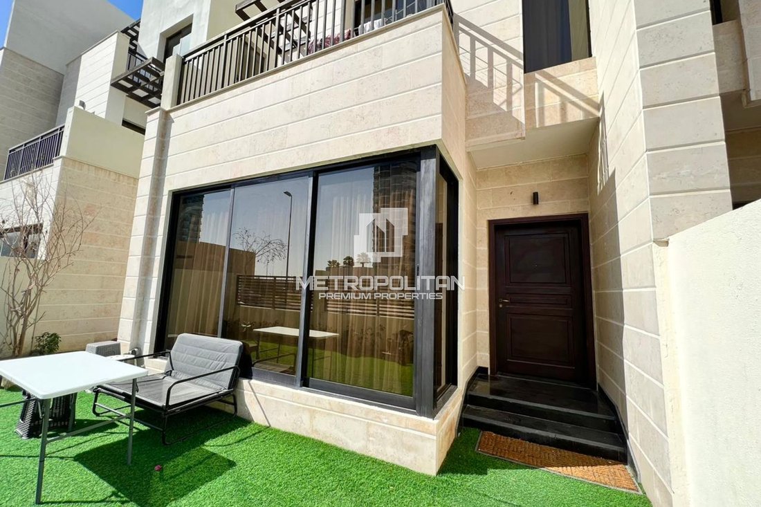Townhouse in JVC / Jumeirah Village Circle, Dubai, United Arab Emirates 3 - 15930724