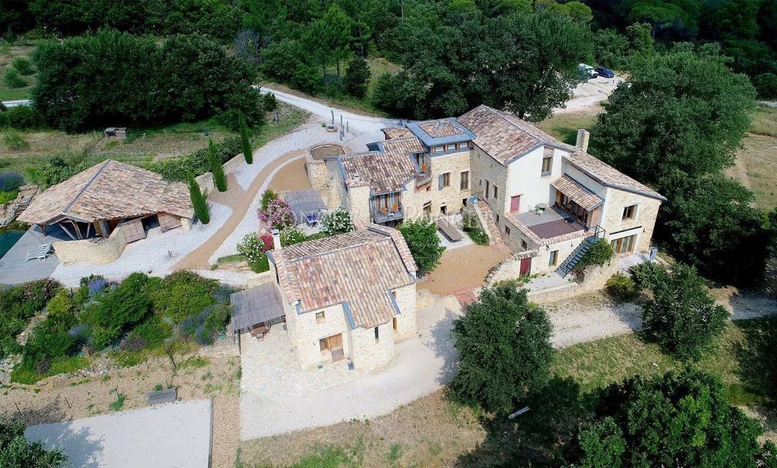 Villa in Sabran, Occitania, France 3 - 16331811