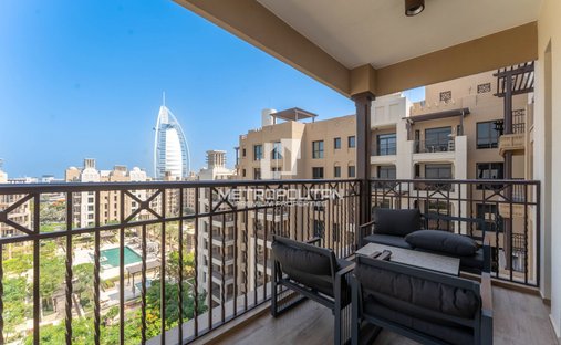 Apartment in Umm Suqeim, Dubai, United Arab Emirates 1