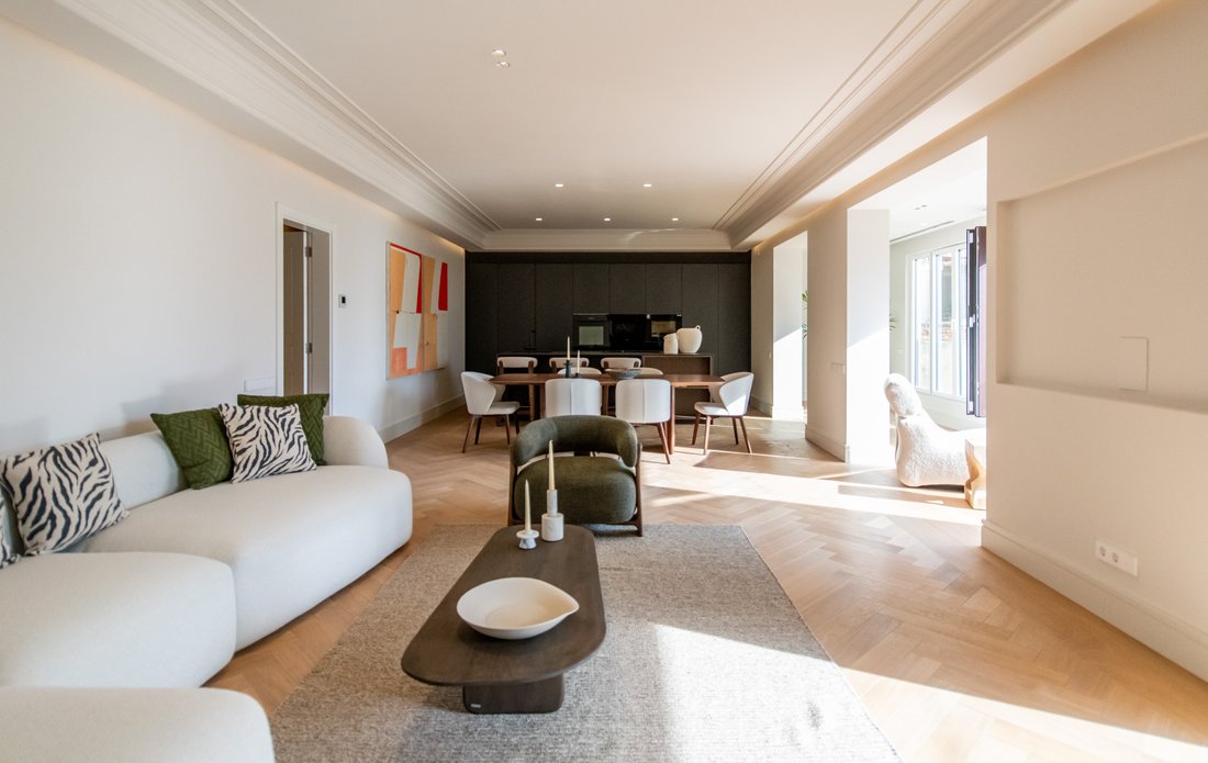 Apartment in Eixample, Barcelona, Spain 4 - 17669528