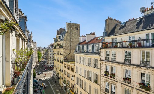 Apartment in Louis Blanc-Aqueduc, Paris 10e Arrondissement, Paris 1