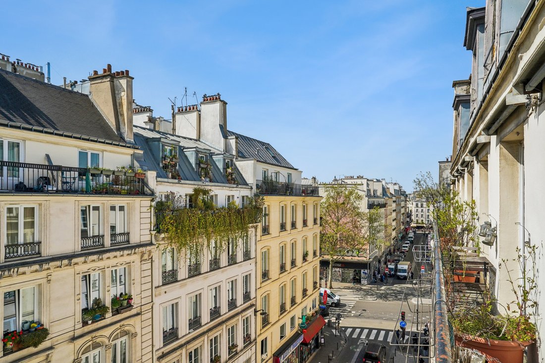 Apartment in Louis Blanc-Aqueduc, Paris 10e Arrondissement, Paris 4 - 17669399