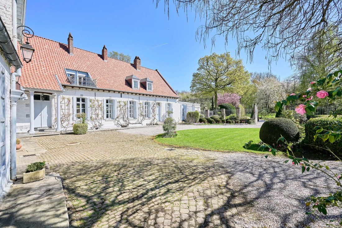 House in Lecelles, Hauts-de-France, France 1 - 17669397