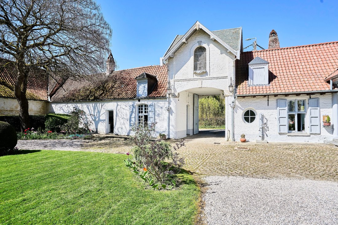 House in Lecelles, Hauts-de-France, France 2 - 17669397