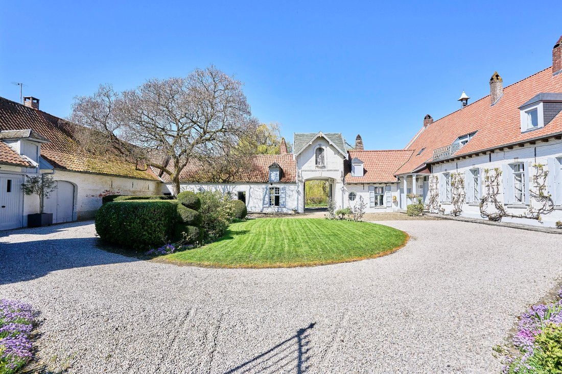 House in Lecelles, Hauts-de-France, France 3 - 17669397